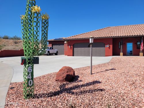 640 Atchison Cir, Wickenburg, AZ, 85390-4291 | Card Image