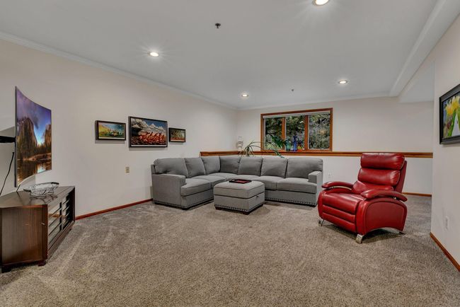 lower level flex space | Image 13