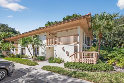 605 Brackenwood Cv, Palm Beach Gardens, FL, 33418-9038 | Card Image