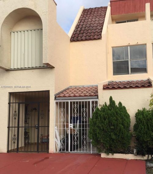 7-3895 W 11th Ave, Hialeah, FL, 33012-4192 | Card Image