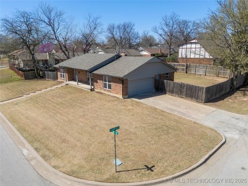 6817 95th St, Tulsa, OK, 74133-5364 | Card Image