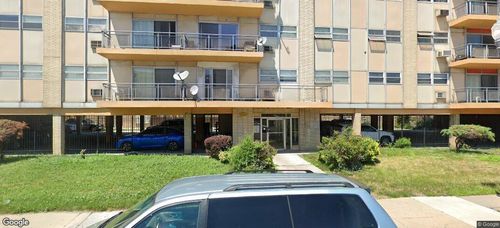 301-1814 W 79th St, Chicago, IL, 60620-5259 | Card Image