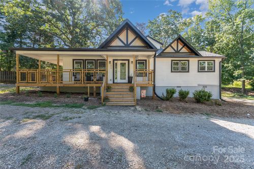 1916 New Garden Rd, Greensboro, NC, 27410-2104 | Card Image