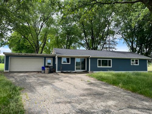 39509 Golden Lake Park Rd, Summit, WI, 53066 | Card Image