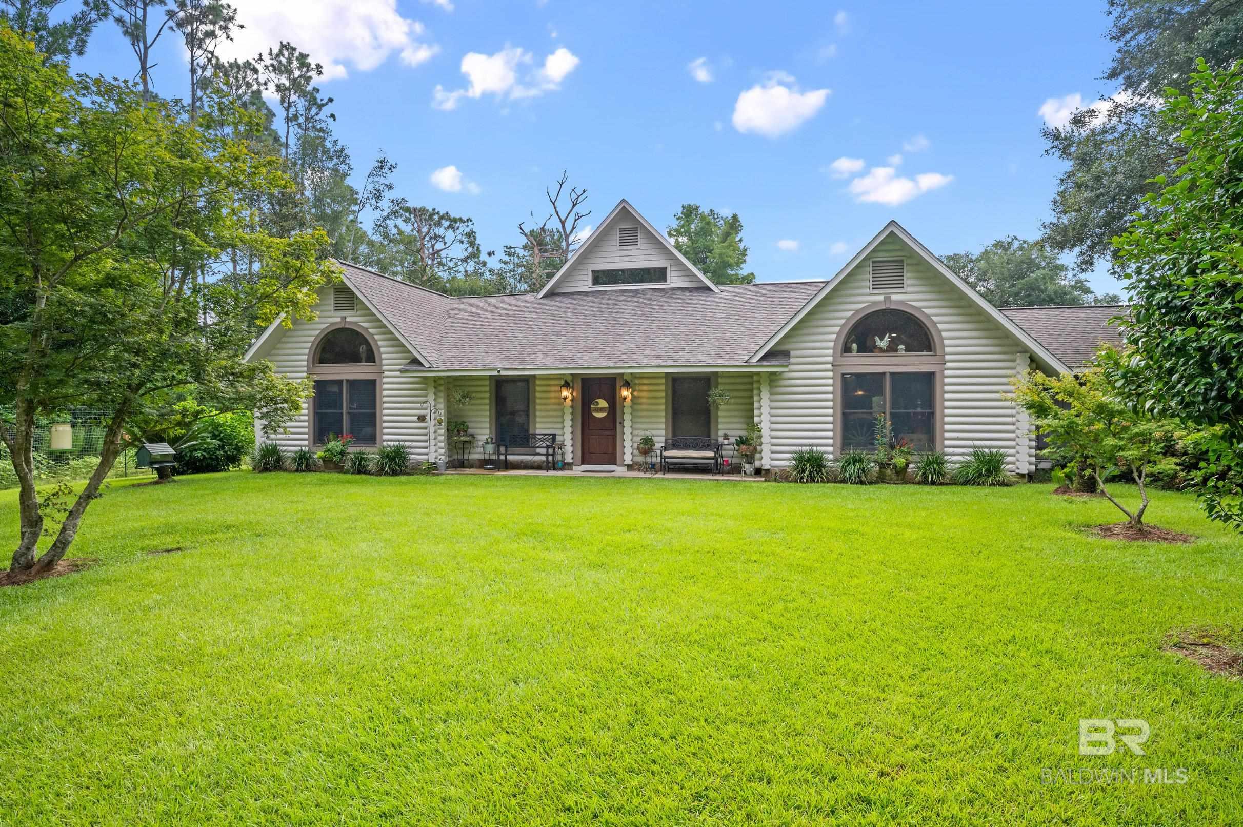 Rada Rd, Silverhill, AL 36576