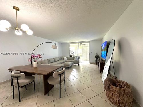 102-620 Ne 12th Ave, Hallandale Beach, FL, 33009-3655 | Card Image