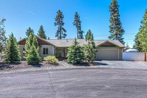 16691 Oakridge Pl, La Pine, OR, 97739-1415 | Card Image