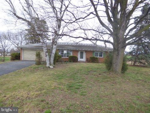 893 Buchanan Trail East E, GREENCASTLE, PA, 17225 | Card Image