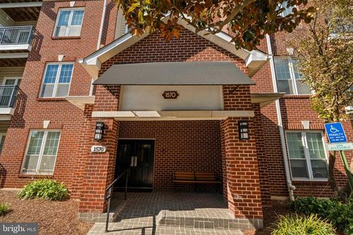 7203-1570 Spring Gate Dr, MCLEAN, VA, 22102-3430 | Card Image