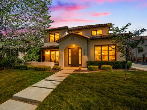 1425 37th St, Sacramento, CA, 95816-6701 | Card Image