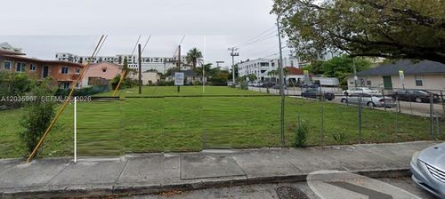 240 Sw 7th Ave, Miami, FL, 33130-2310 | Card Image