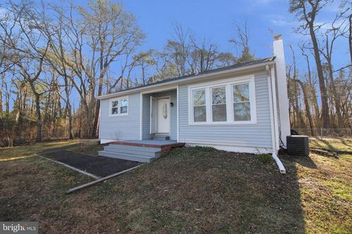 55 Columbus Ave, BROWNS MILLS, NJ, 08015-4010 | Card Image