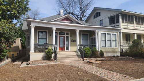 423 Magnolia Ave, San Antonio, TX, 78212-3498 | Card Image