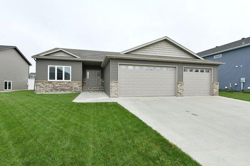 1220 Legion Ln W, West Fargo, ND, 58078-8524 | Card Image