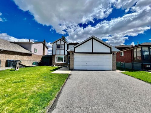 3304 Brandon Gate Dr, Mississauga, ON, L4T2G4 | Card Image