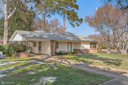 102 Justin Ave, Shreveport, LA, 71105-3706 | Card Image