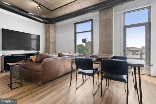apt-3h6-113 N Bread St, PHILADELPHIA, PA, 19106-4613 | Card Image