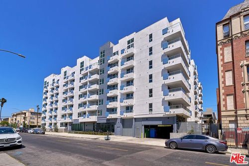 310-510 S Oxford Avenue, Los Angeles, CA, 90020 | Card Image