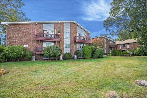 apt-8-110 Pilgrim Pkwy, Warwick, RI, 02888-4166 | Card Image