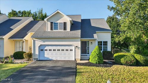 28C Pointe West Dr, Halfmoon, NY, 12065 | Card Image