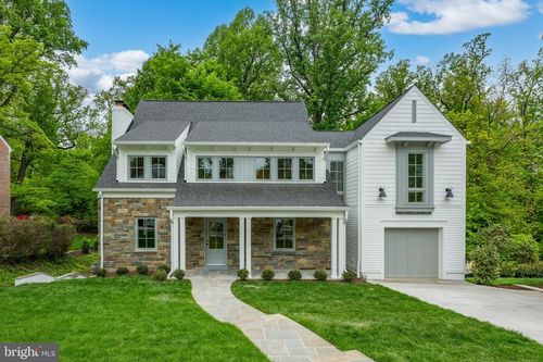 9622 Parkwood Dr, BETHESDA, MD, 20814-4024 | Card Image