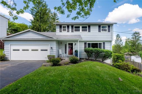 4611 Pauli Dr, Manlius, NY, 13104-2424 | Card Image
