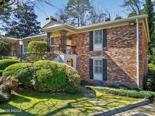 b-360 Vista Cir, Macon, GA, 31204-2490 | Card Image