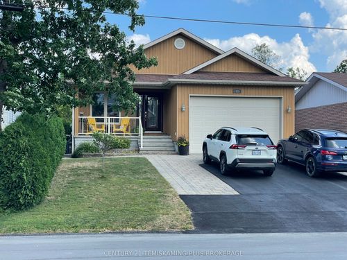 93 Paget St S, New Liskeard, ON, P0J1P0 | Card Image