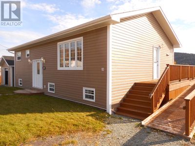 10 Center St, House other with 3 bedrooms, 2 bathrooms and null parking in Baie Verte NL | Image 1