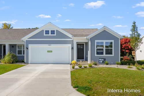 1423 N Village Cir, Kalamazoo, MI, 49009-6134 | Card Image