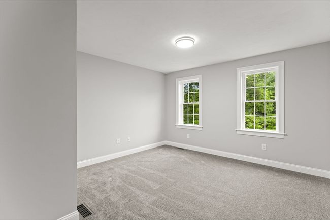 10 Leonard St, House other with 4 bedrooms, 3 bathrooms and 6 parking in Lakeville MA | Image 34