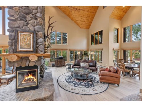 82 Saw Whiskers Cir, Keystone, CO, 80435-7900 | Card Image
