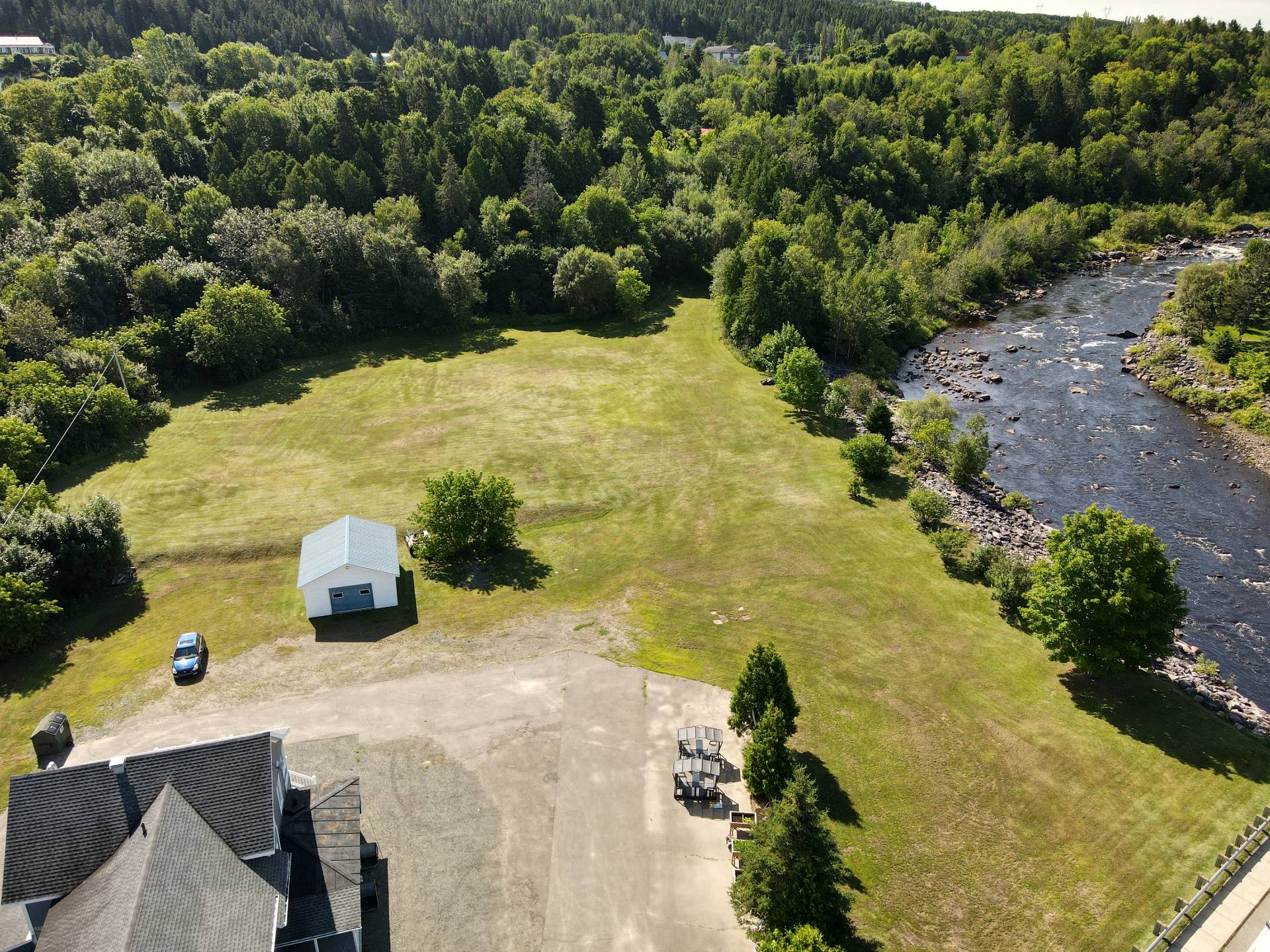 Land in Saint-Pacôme 2