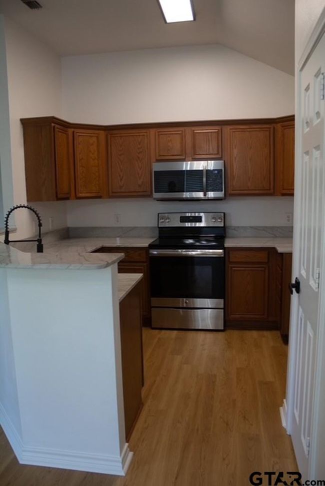 11380 Derby Dr, House other with 3 bedrooms, 2 bathrooms and null parking in Flint TX | Image 8