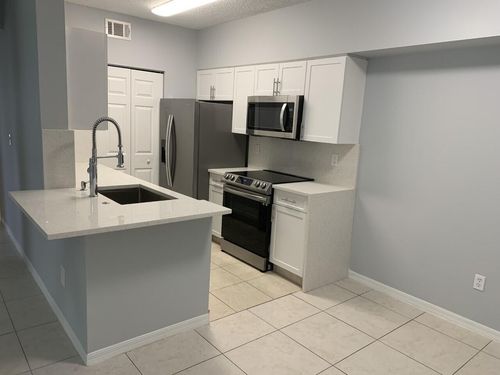 808-10300 Fox Trail Rd S, Royal Palm Beach, FL, 33411-1426 | Card Image