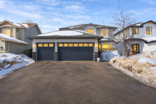 327 Williams Dr, Fort Mcmurray, AB, T9H5N6 | Card Image