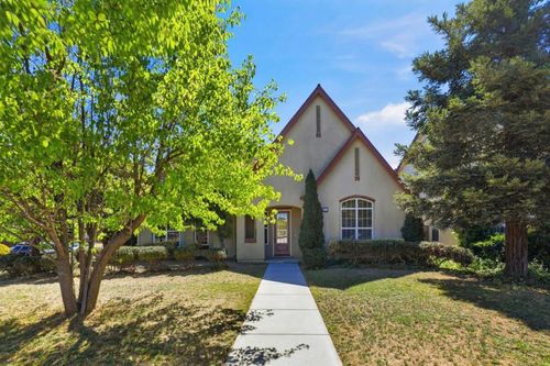 631 Elm Ave, Greenfield, CA, 93927-5746 | Card Image