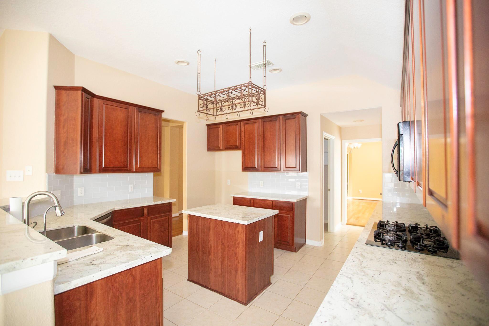 Residential Lease in Missouri City 4