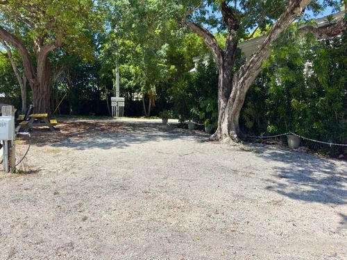 160-101551 Overseas Hwy, Key Largo, FL, 33037-4546 | Card Image