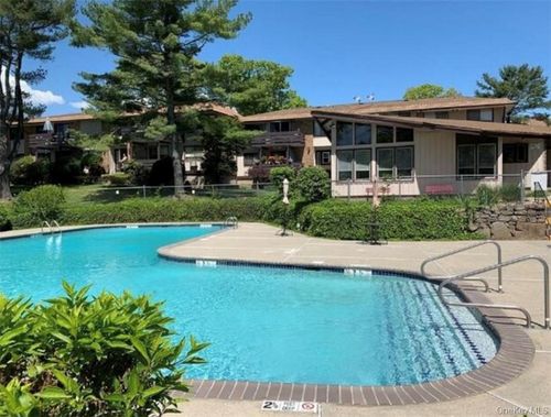 59 Sierra Vista Ln, Valley Cottage, NY, 10989-2701 | Card Image