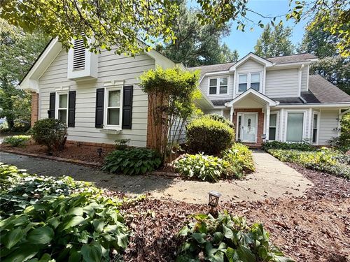 3240 Country Walk Dr, Powder Springs, GA, 30127-3888 | Card Image