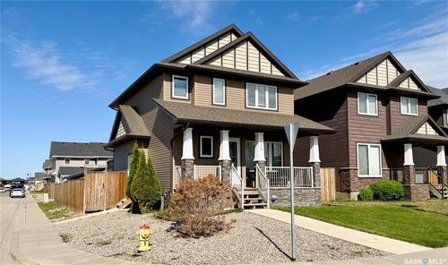 230 Veltkamp Lane, Saskatoon, SK, S7T0S1 | Card Image