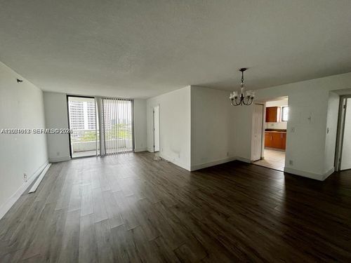 906-3300 Ne 192nd St, Aventura, FL, 33180-2427 | Card Image