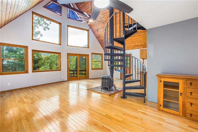 6429 Cedar Ct, House other with 3 bedrooms, 2 bathrooms and 2 parking in Angelus Oaks CA | Image 6