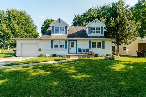 901 Ruston Ave, Normal, IL, 61761-2817 | Card Image