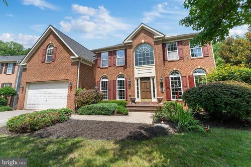 8508 Colonel Seward Dr, Fort Washington, MD, 20744-4791 | Card Image