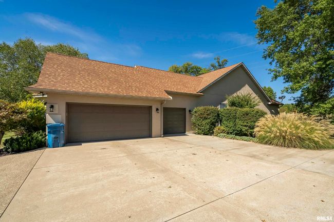 1511 Chart Hills Dr, House other with 4 bedrooms, 4 bathrooms and null parking in Marion IL | Image 48