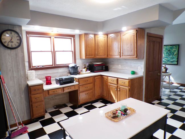 607 E Washington St, House other with 3 bedrooms, 3 bathrooms and 2 parking in Downs IL | Image 29