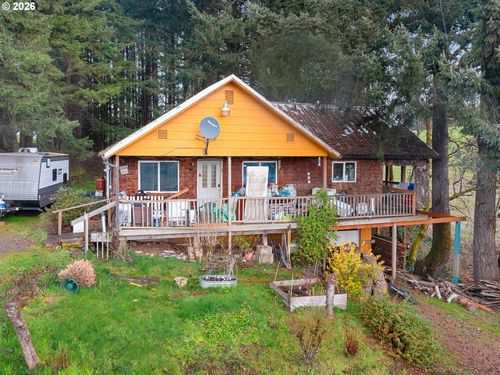 7001 Sw Winters Rd, Cornelius, OR, 97113-6044 | Card Image