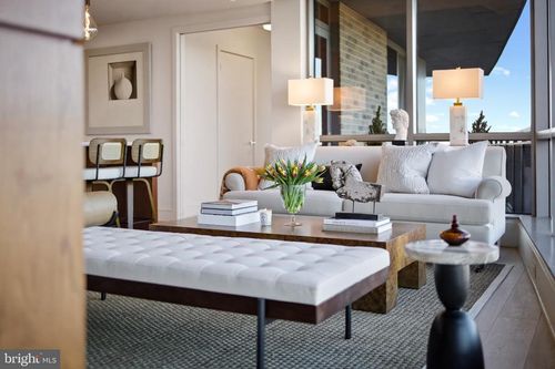 apt-1204-2001 15th St N, ARLINGTON, VA, 22201-2697 | Card Image